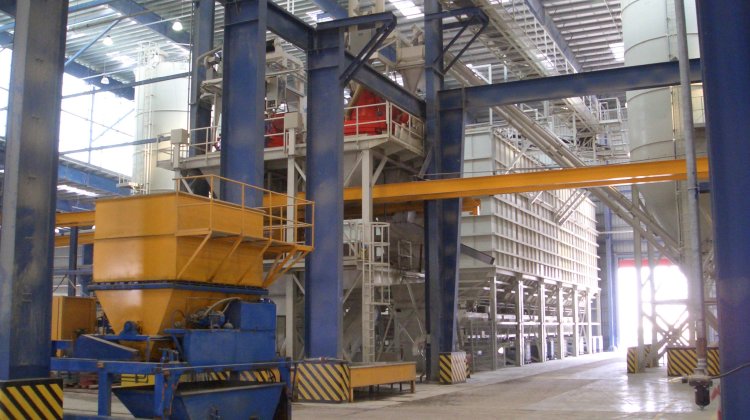 Mixing plant for precast production