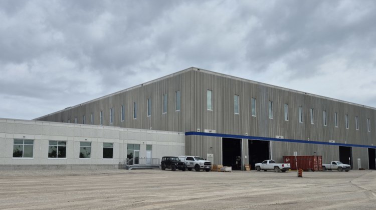 PreCon - Außenansicht Betonfertigteilwerk PreCon (Kanada) Außenansicht Betonfertigteilwerk PreCon (Kanada)