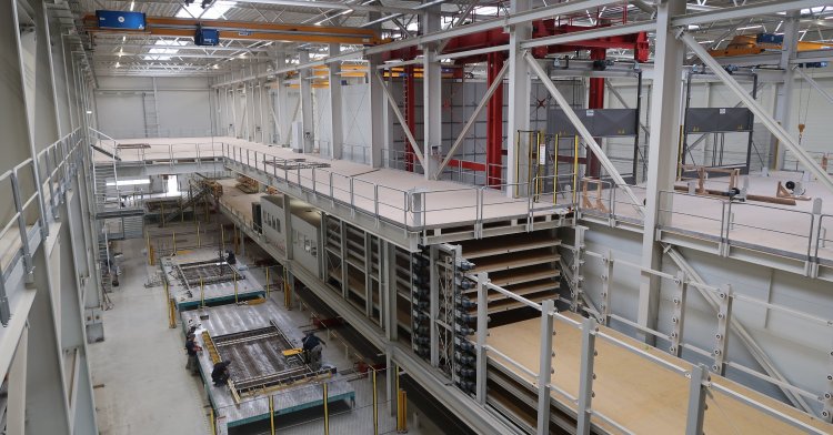 Goldbeck Betonelemente Süd  - Interior pallet carousel system